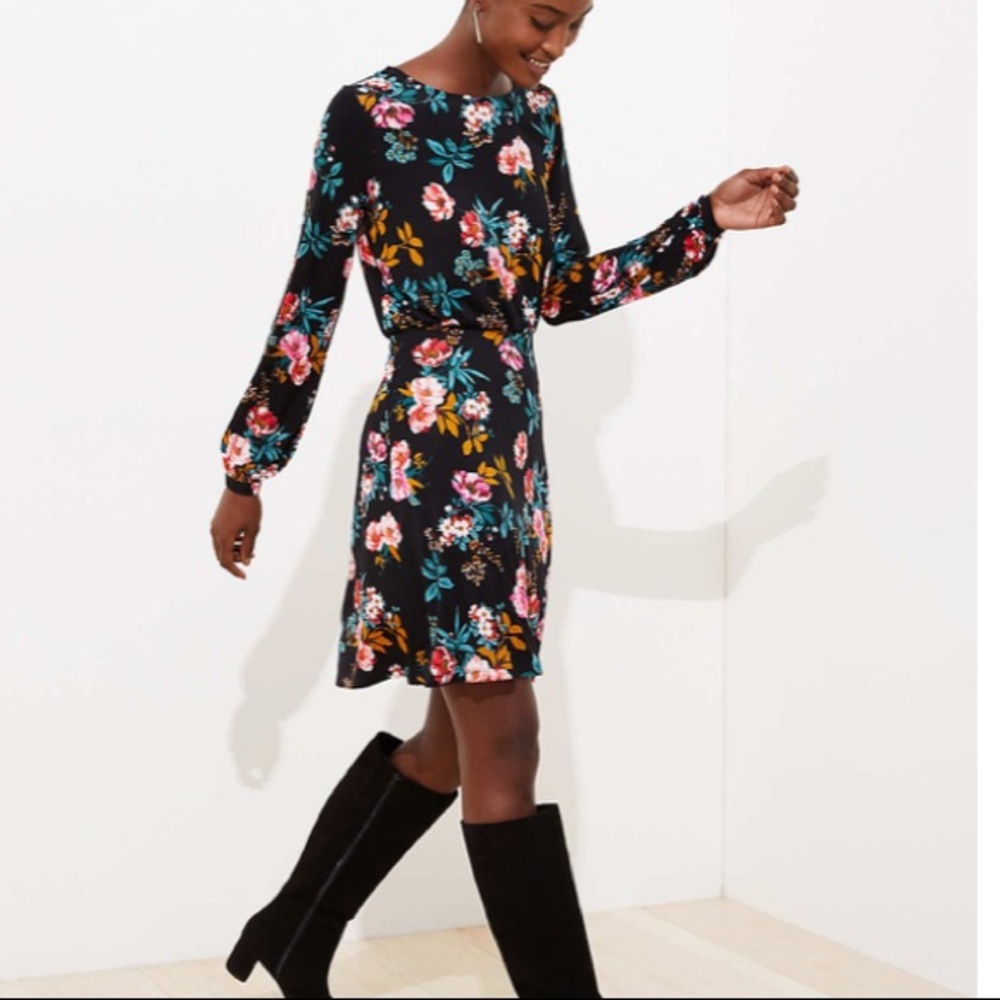 Loft long sleeved floral dress